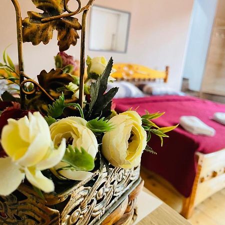 Travel Inn House Mestia • Მოგზაურის Სახლი Luaran gambar