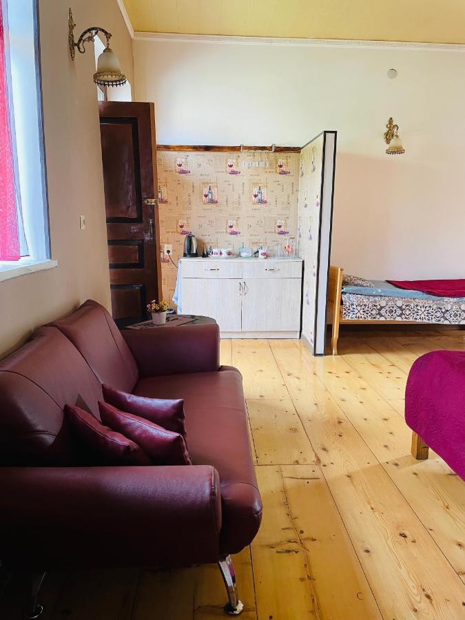 Travel Inn House Mestia • Მოგზაურის Სახლი Luaran gambar