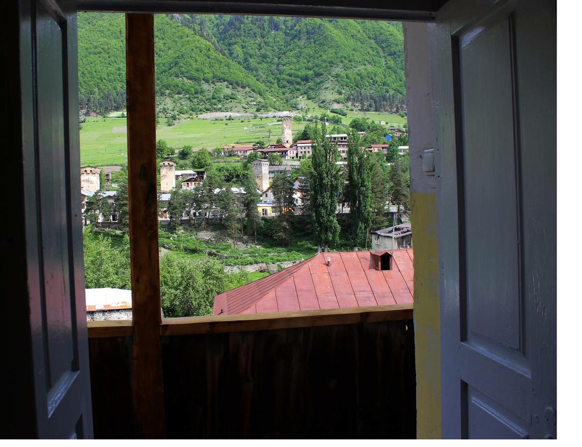 Travel Inn House Mestia • Მოგზაურის Სახლი Luaran gambar