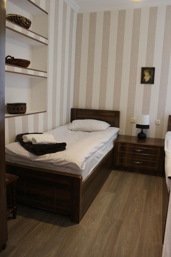 Travel Inn House Mestia • Მოგზაურის Სახლი Luaran gambar