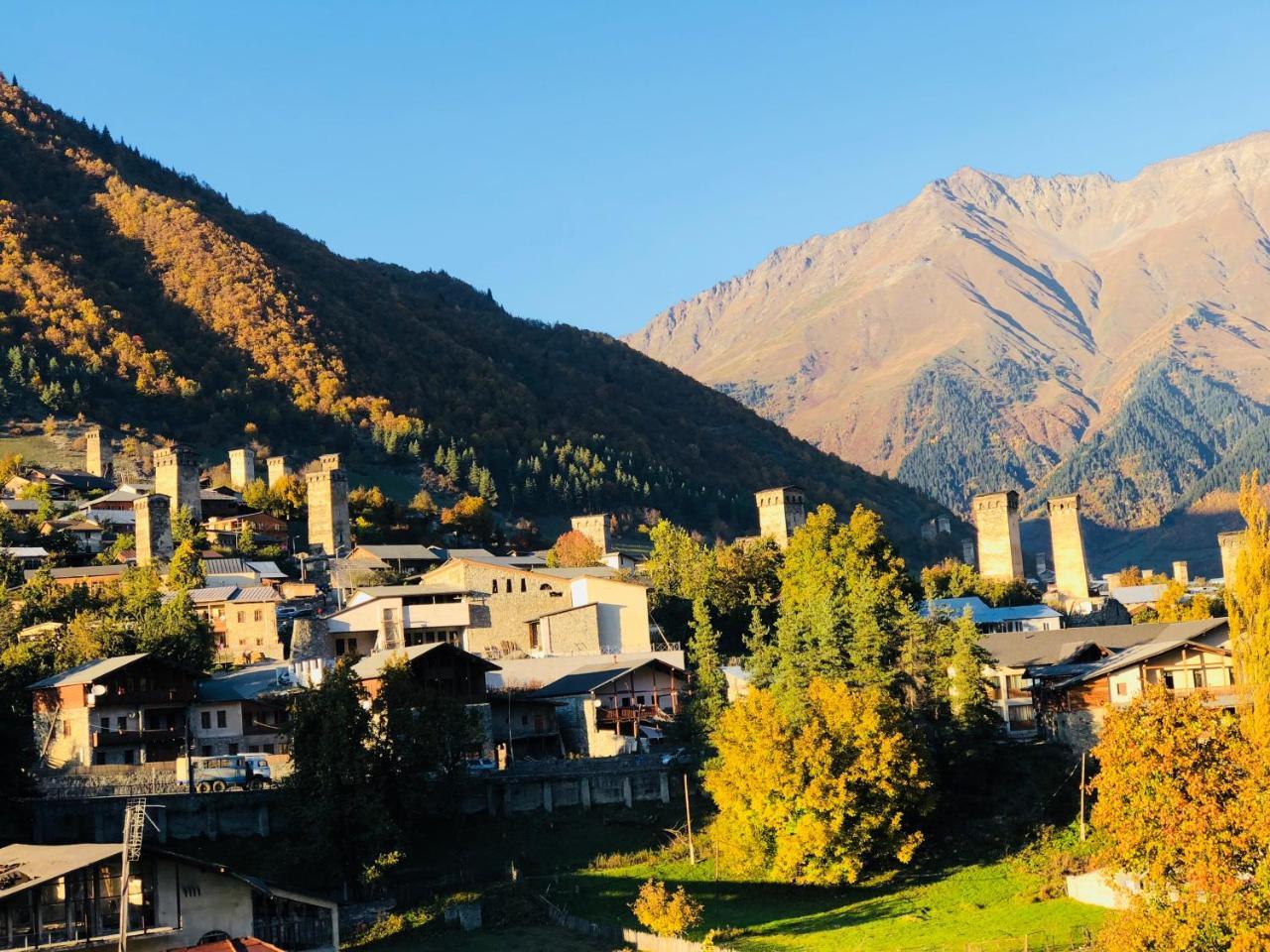 Travel Inn House Mestia • Მოგზაურის Სახლი Luaran gambar