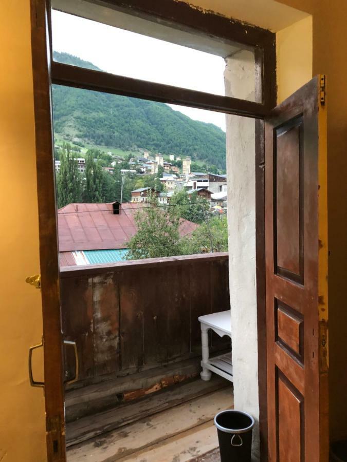Travel Inn House Mestia • Მოგზაურის Სახლი Luaran gambar