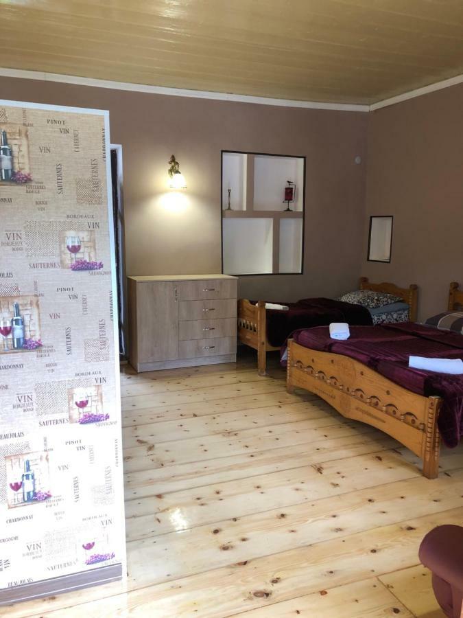 Travel Inn House Mestia • Მოგზაურის Სახლი Luaran gambar